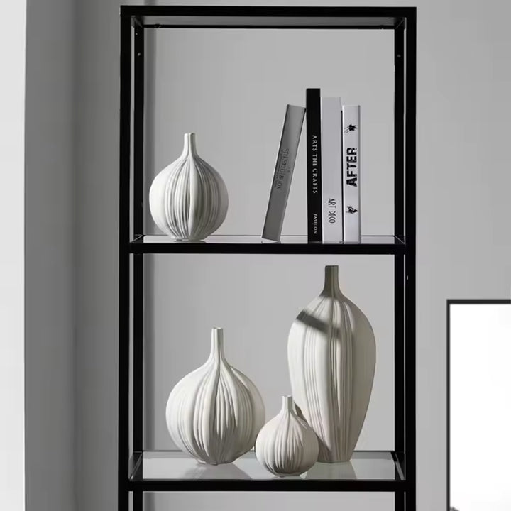 Aurrelian Norway Vase Collection