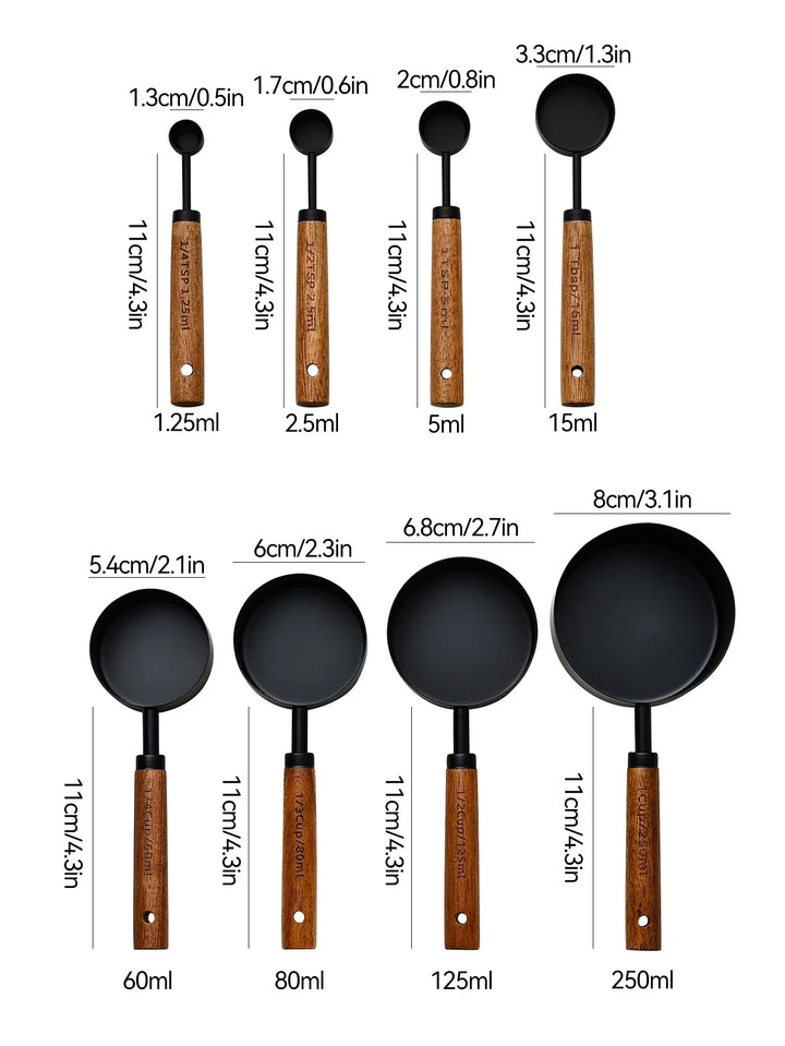 The GrainWood 8 Piece Stainless Steel set